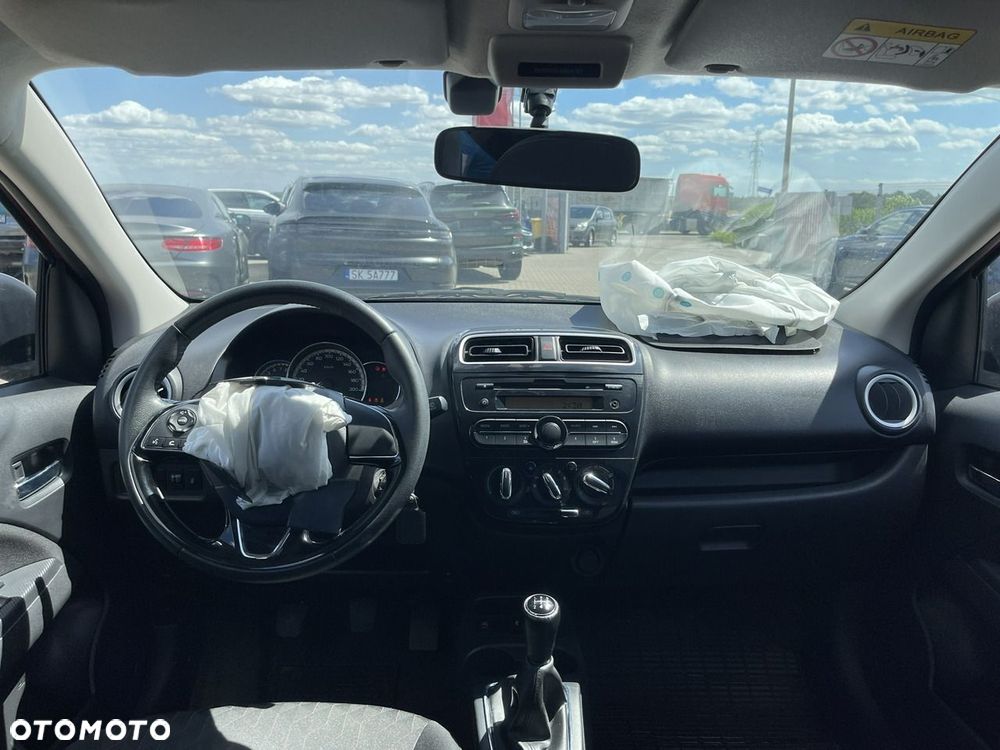 Mitsubishi Space Star 1.0 Plus - 11