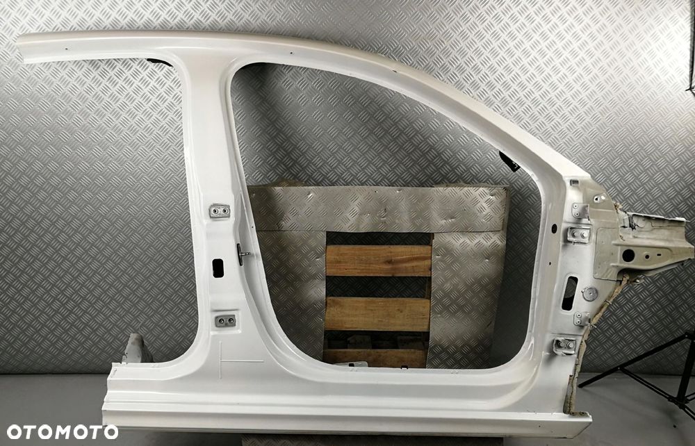 poszycie próg słupek A i B prawy przód środkowy OPEL CORSA F VI 6 2019- - 1