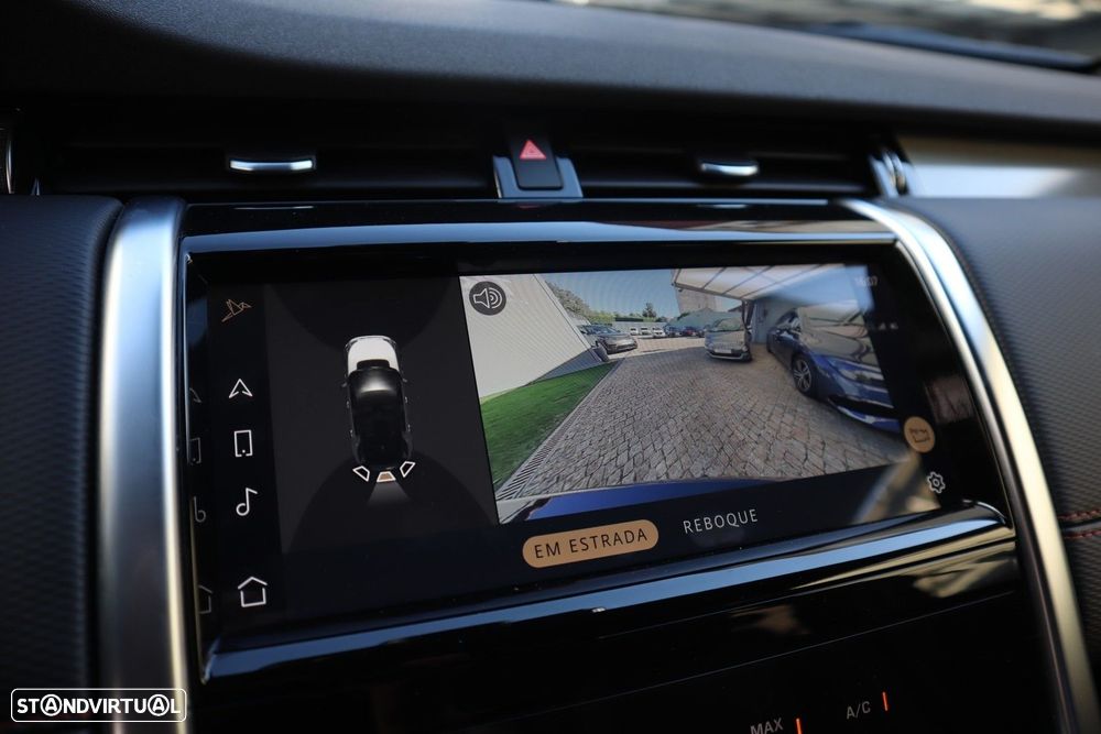 Land Rover Discovery Sport P300e Dynamic HSE - 21