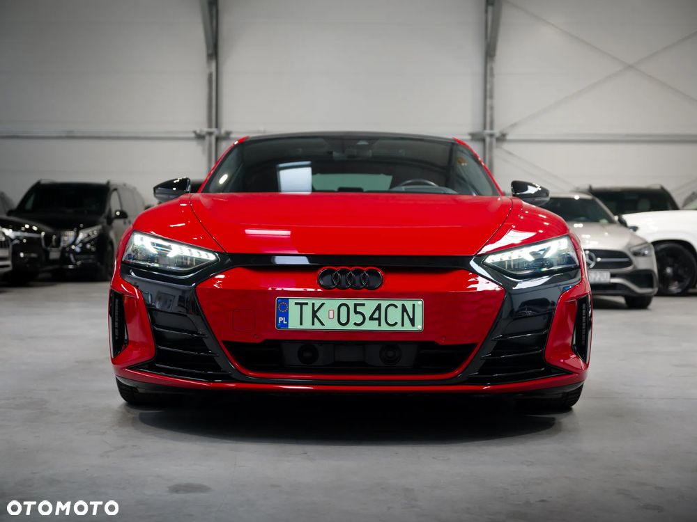 Audi e-tron GT - 14