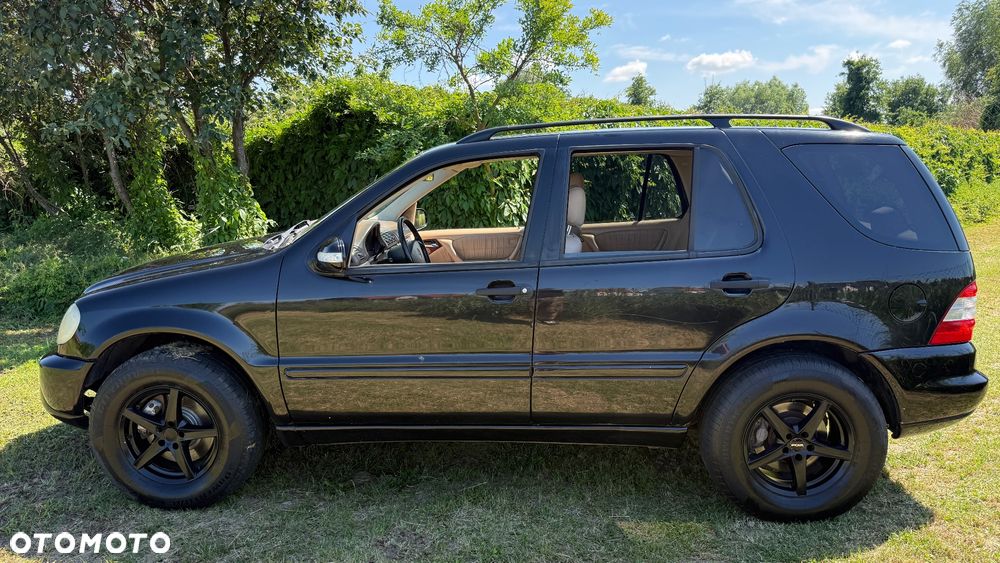 Mercedes-Benz ML - 2