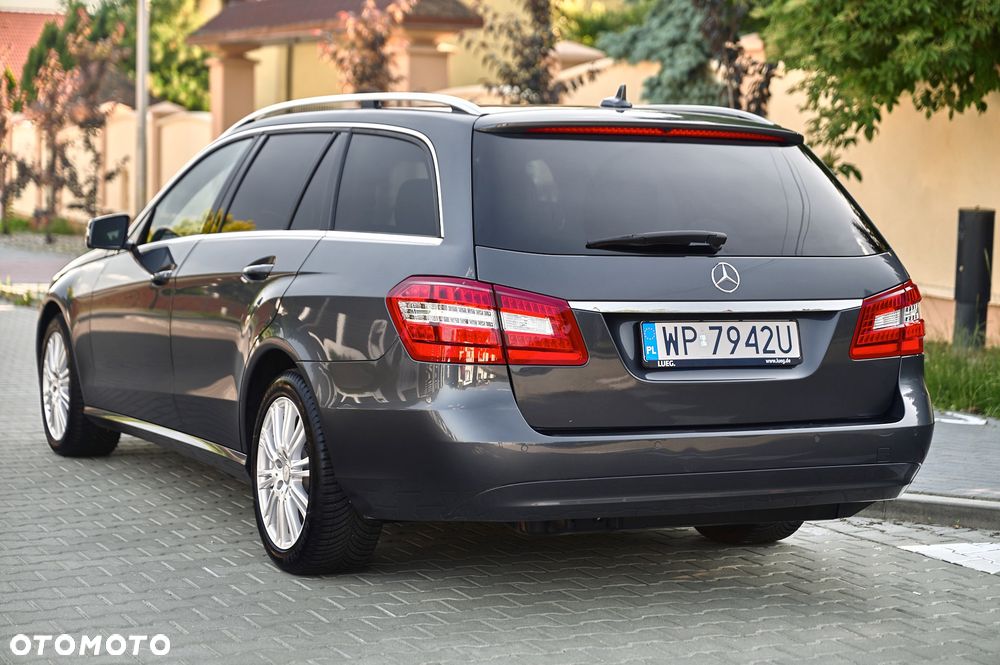 Mercedes-Benz Klasa E 250 CDI DPF 4Matic BlueEFFICIENCY 7G-TRONIC - 10