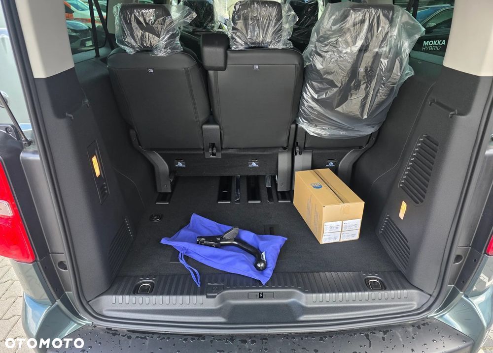 Peugeot Traveller 2.2 BlueHDi Long Business VIP EAT8 - 11