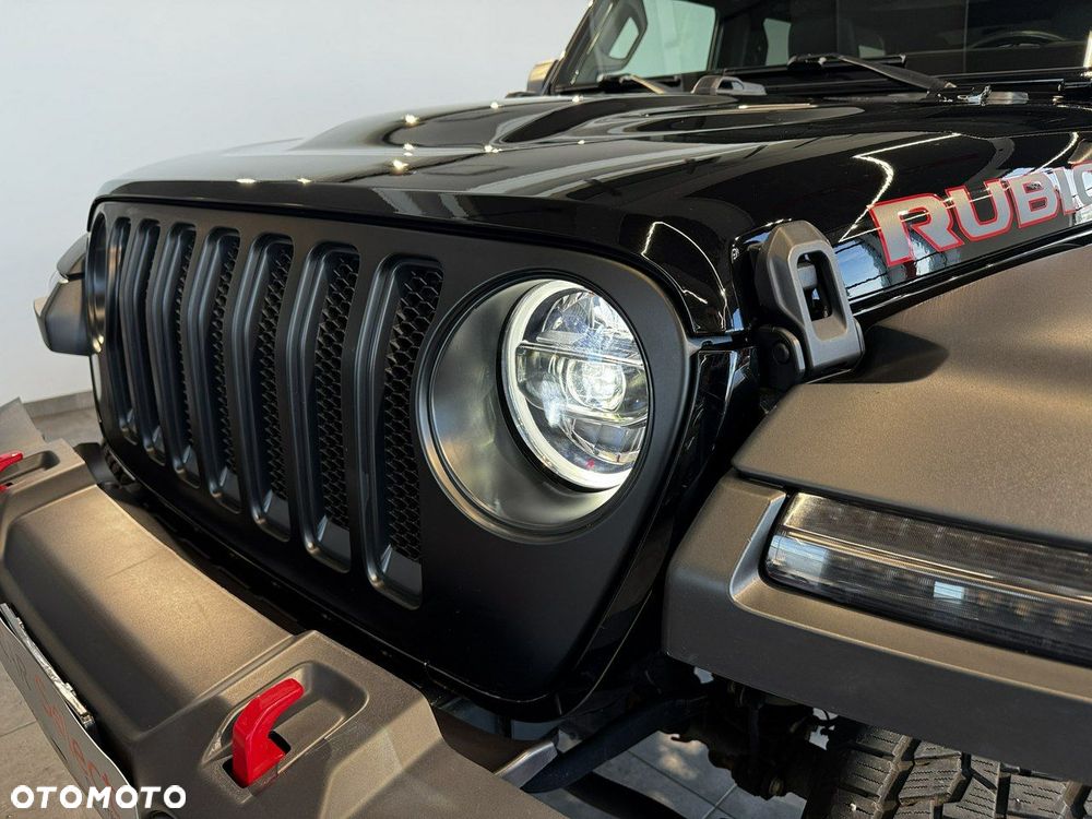 Jeep Wrangler - 10