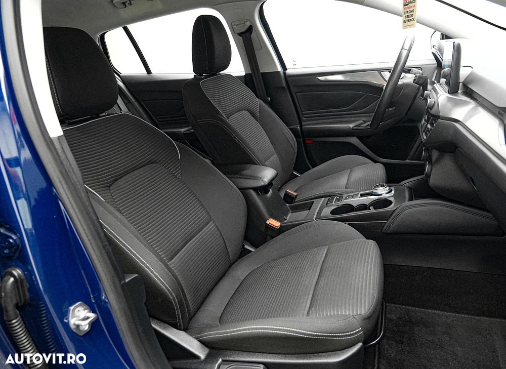 Ford Focus 2.0 EcoBlue Titanium Business - 14