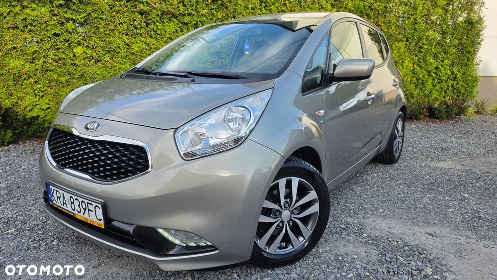 Kia Venga 1.4 CVVT Fifa World Cup Edition - 1