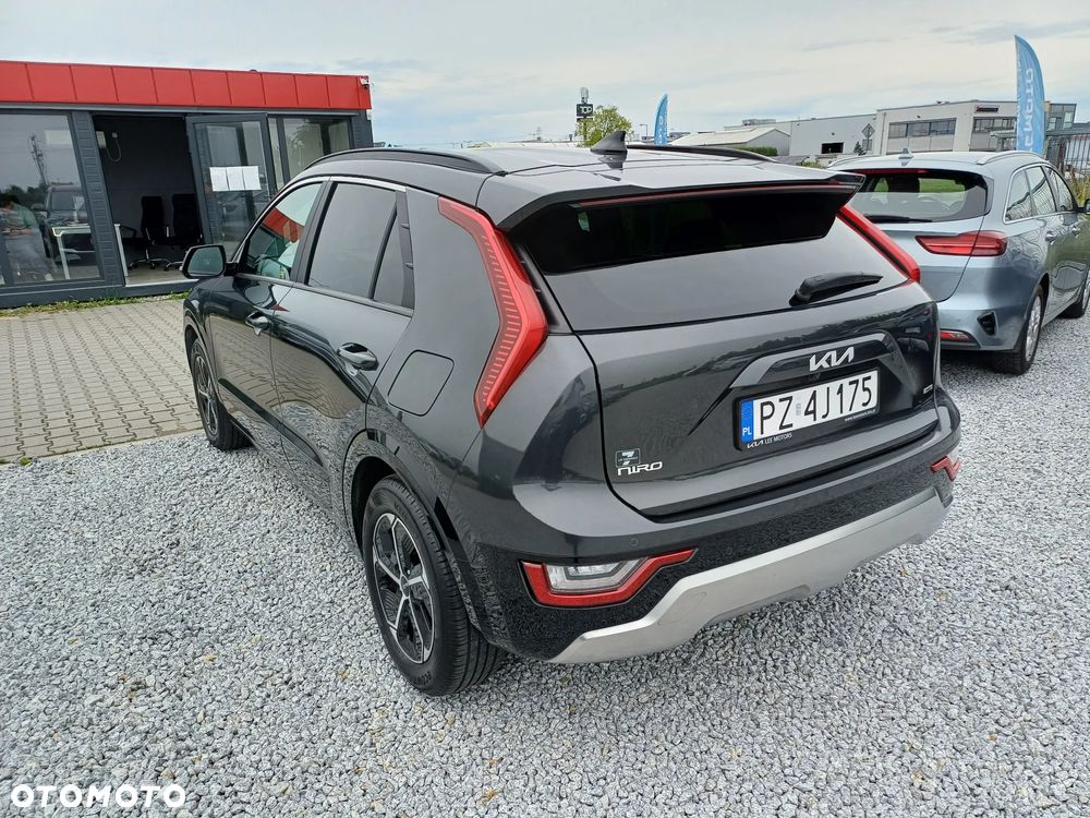 Kia Niro 1.6 GDI Hybrid L - 6