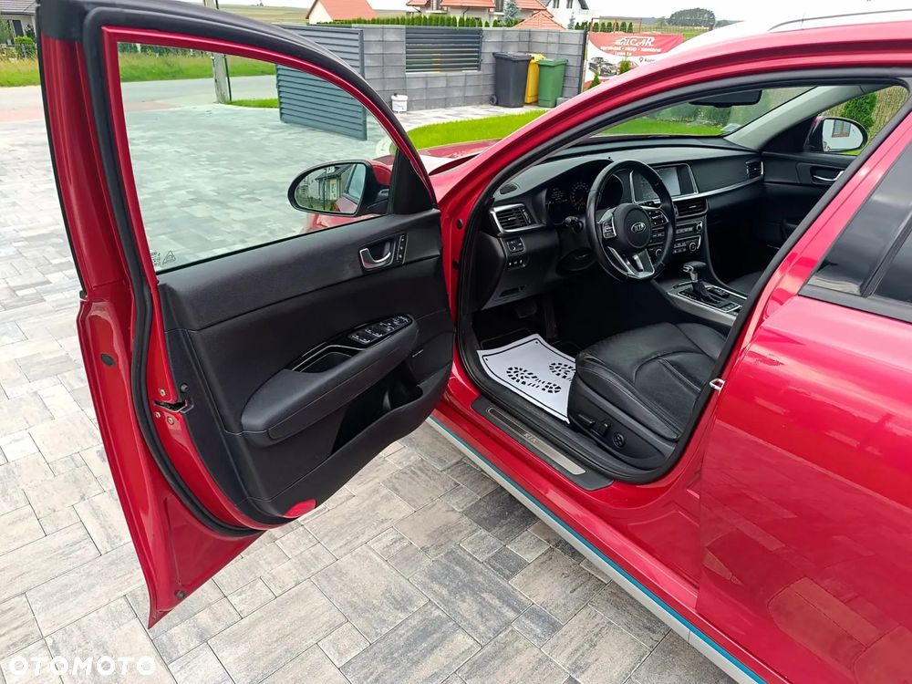 Kia Optima Plug-in Hybrid - 21