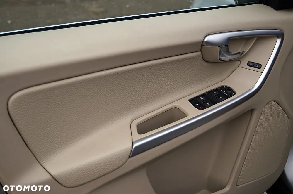 Volvo XC 60 D4 Edition Pro - 38