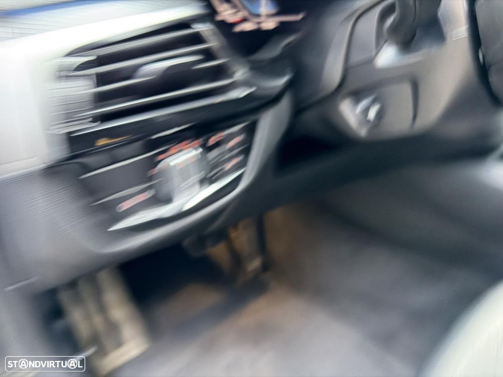 BMW 520 e Pack M - 19