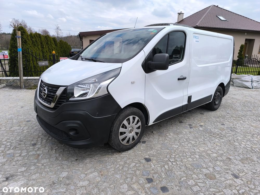 Nissan NV300 - 2