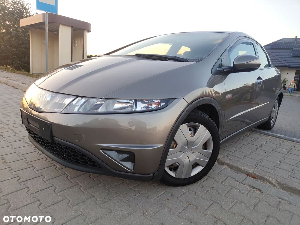 Honda Civic 1.4i-DSi - 1