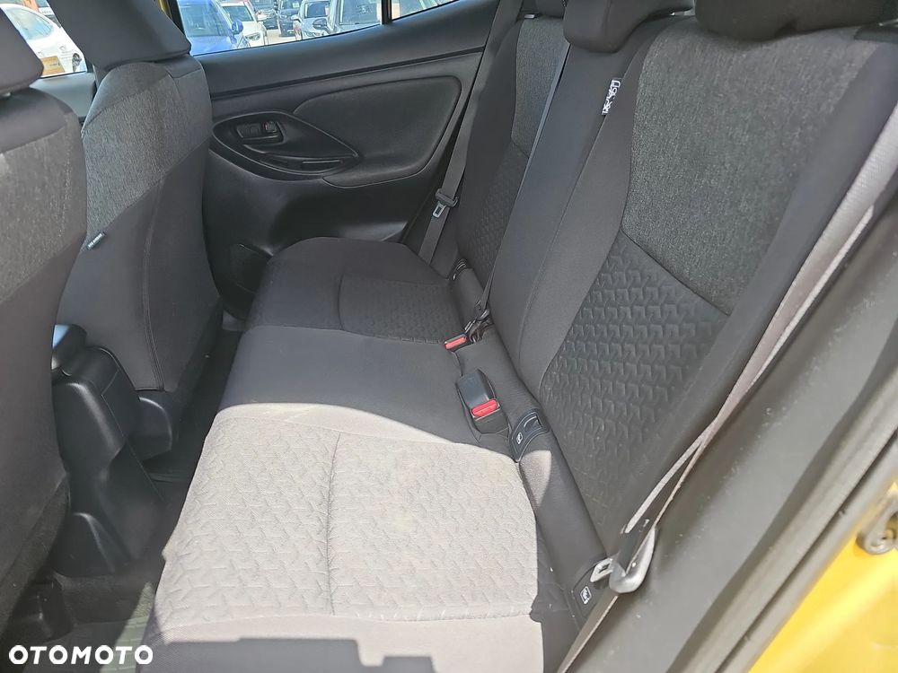 Toyota Yaris Cross - 12