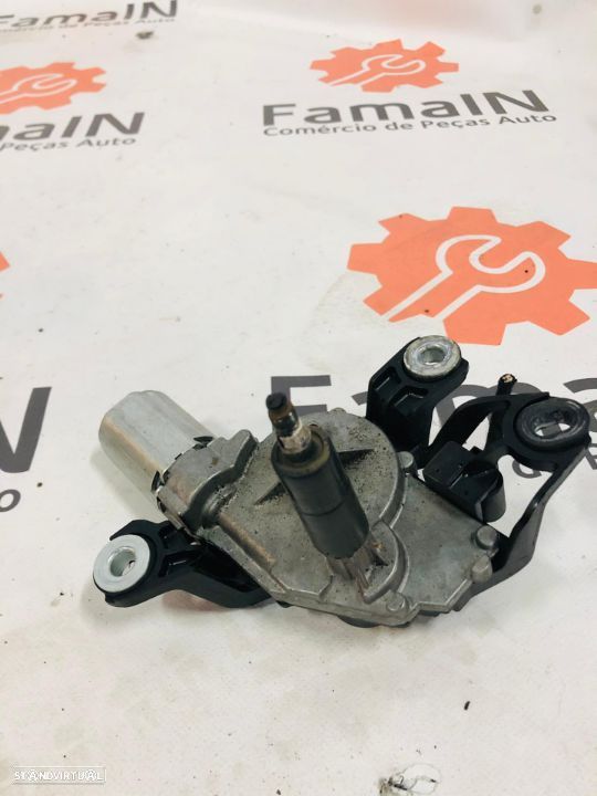 MOTOR ESCOVAS TRASEIRO - VW GOLF V - 1