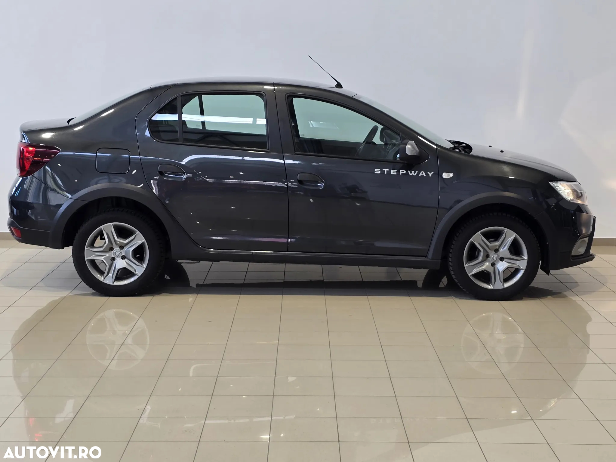 Dacia Logan Stepway TCe 100 GPL - 16