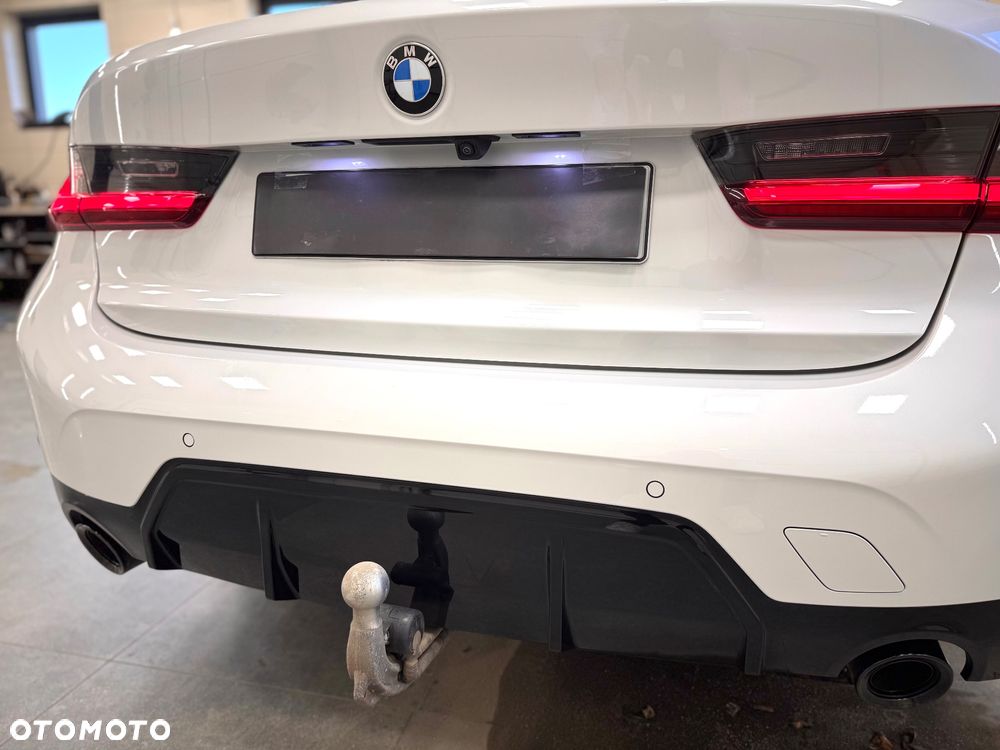 BMW Seria 3 320d xDrive mHEV M Sport sport - 27