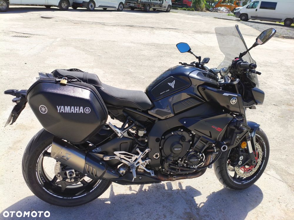 Yamaha MT - 17