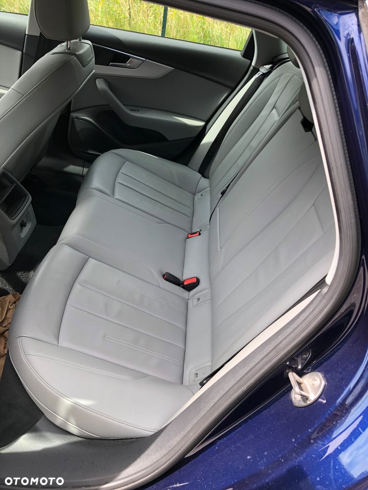 Audi A4 Avant 30 TDI mHEV S Line S tronic - 11