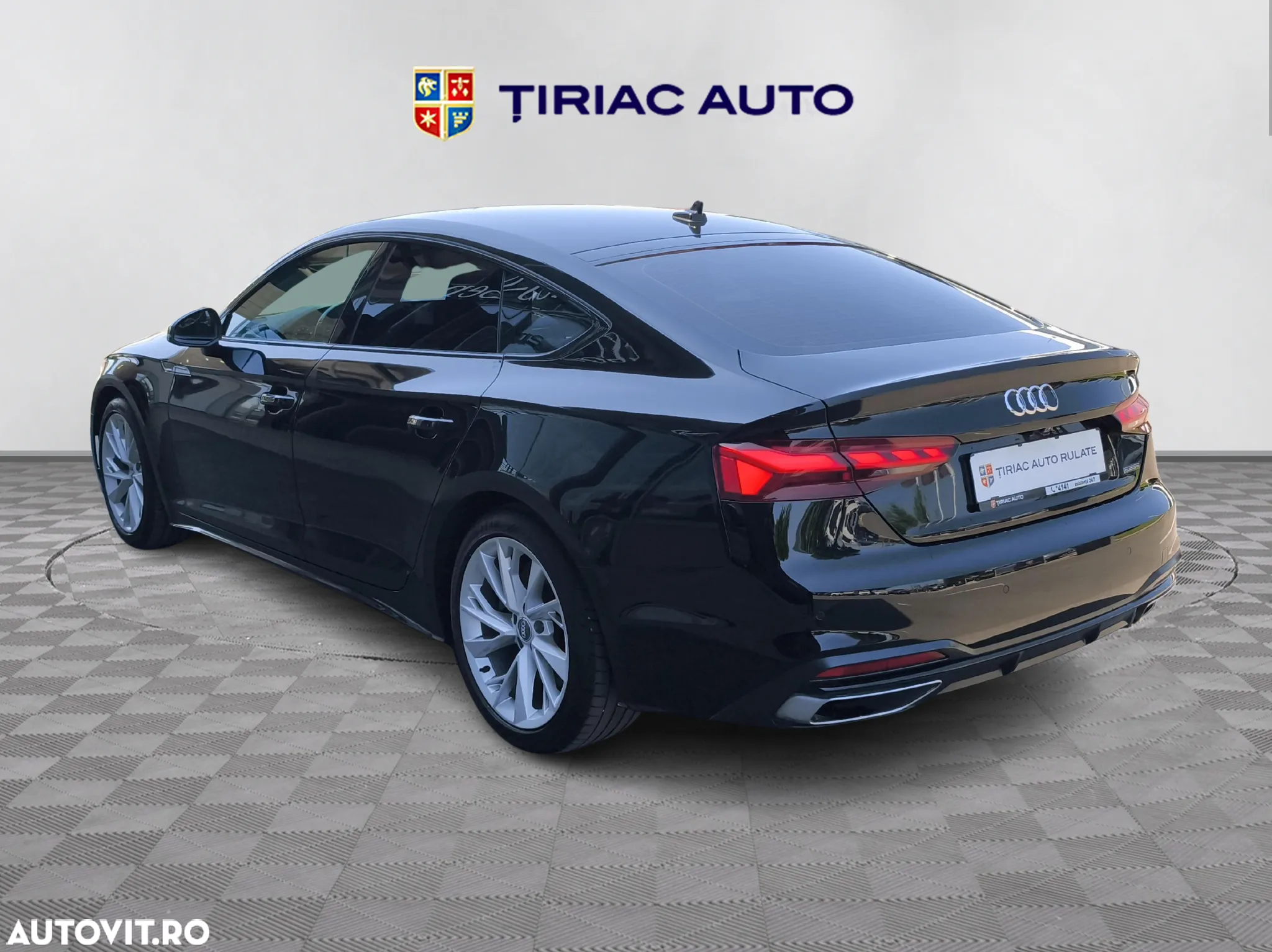 Audi A5 Sportback 45 TFSI quattro S tronic design - 4