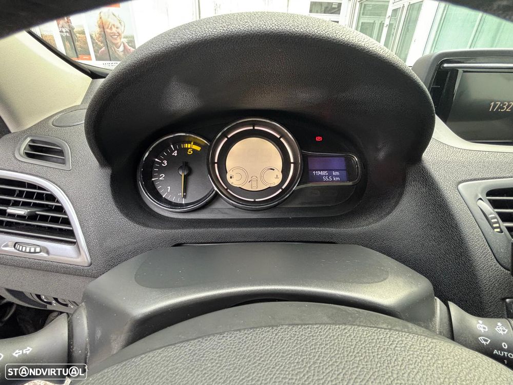 Renault Mégane Sport Tourer 1.5 dCi Dynamique S SS - 7