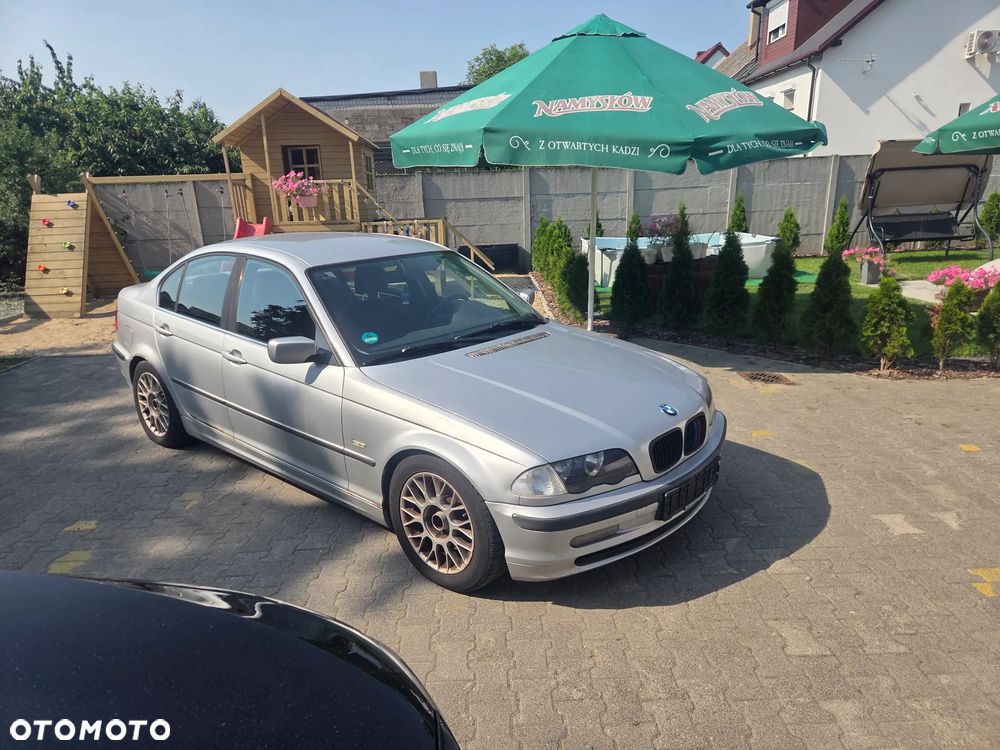 BMW Seria 3 325i Edition Sport - 2