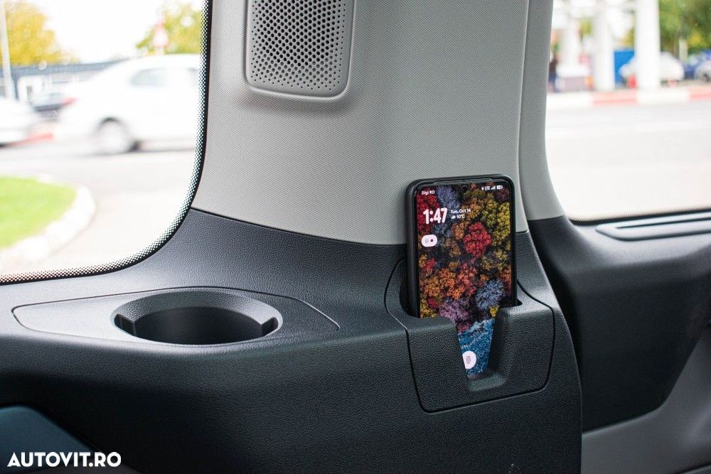 Ford Tourneo Custom - 26