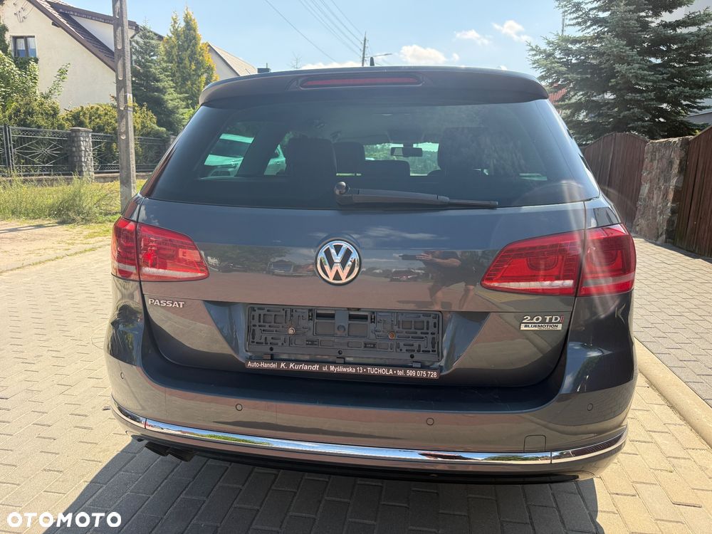 Volkswagen Passat 2.0 TDI DSG BlueMotion Technology R-Line - 8