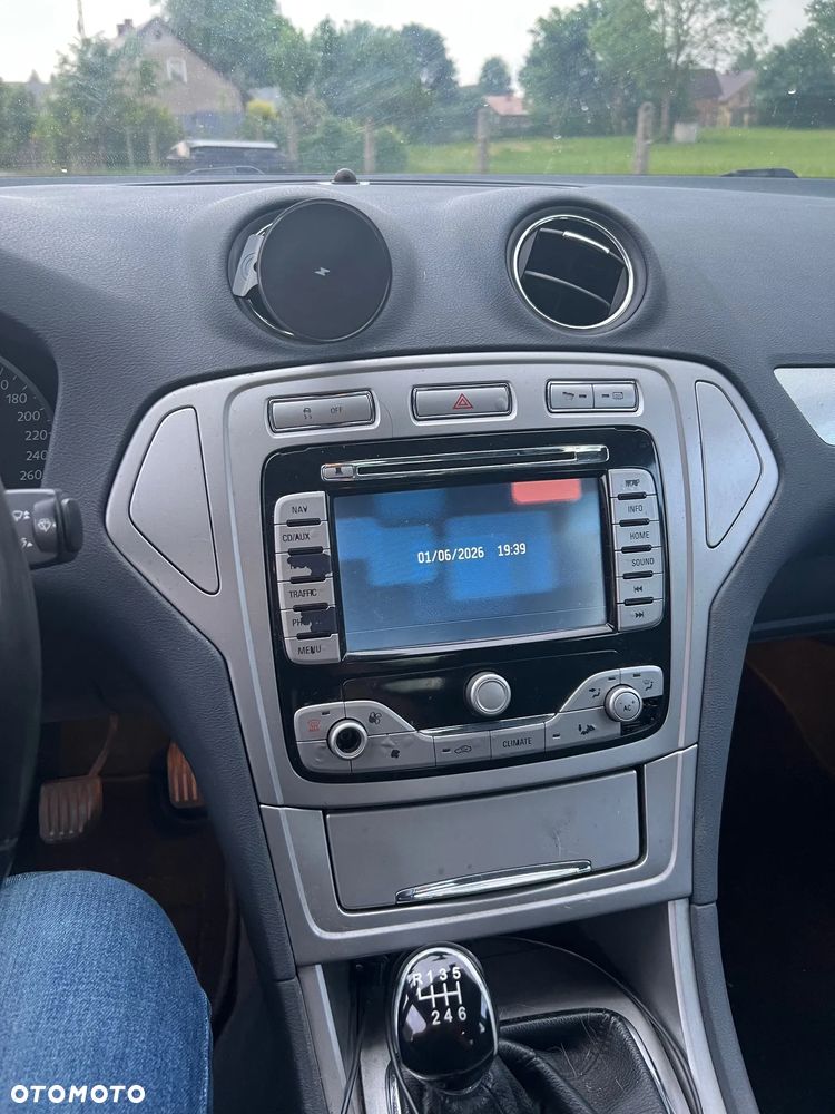 Ford Mondeo 2.0 TDCi Titanium - 9