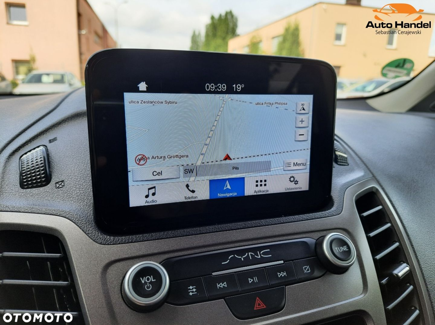 Ford Transit Connect - 21