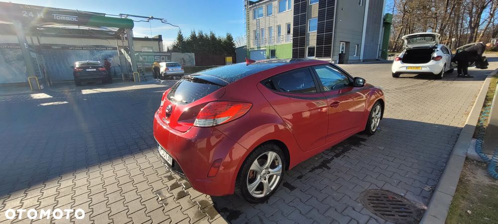 Hyundai Veloster 1.6 GDI Style - 5