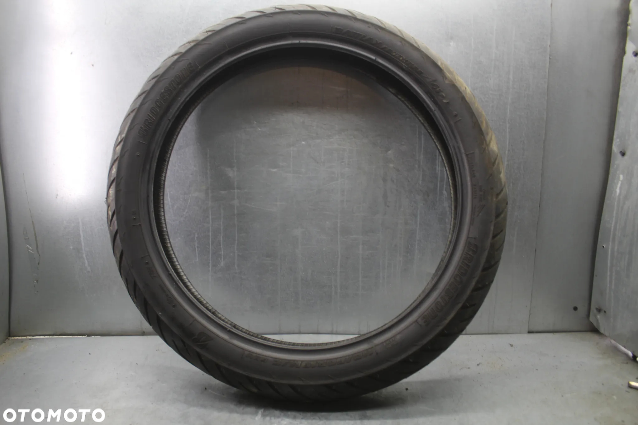 Opona motocyklowa Bridgestone Battlax Adventure 110/80 R19 C473 - 2
