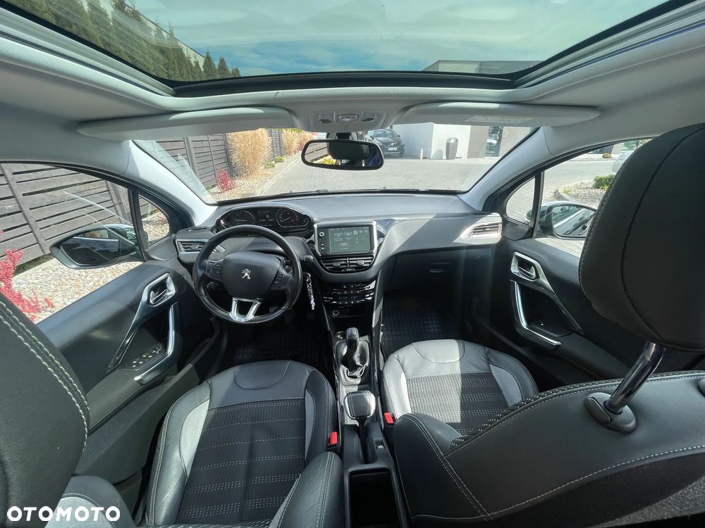 Peugeot 2008 1.2 Pure Tech Style EU6 - 6