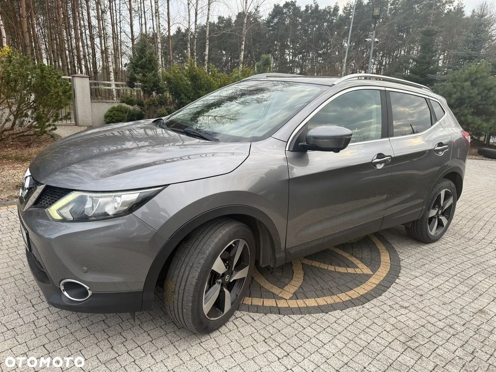 Nissan Qashqai - 2