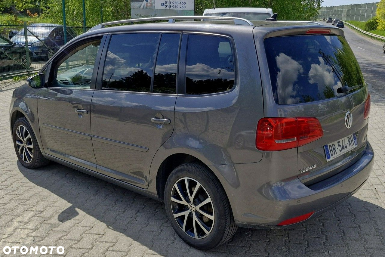Volkswagen Touran 1.6 TDI DPF BlueMotion Technology STYLE - 3