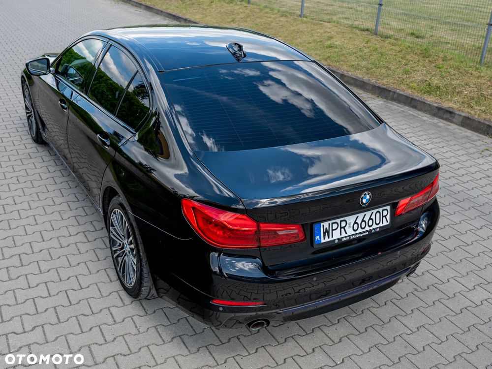 BMW Seria 5 520d Sport Line sport - 12