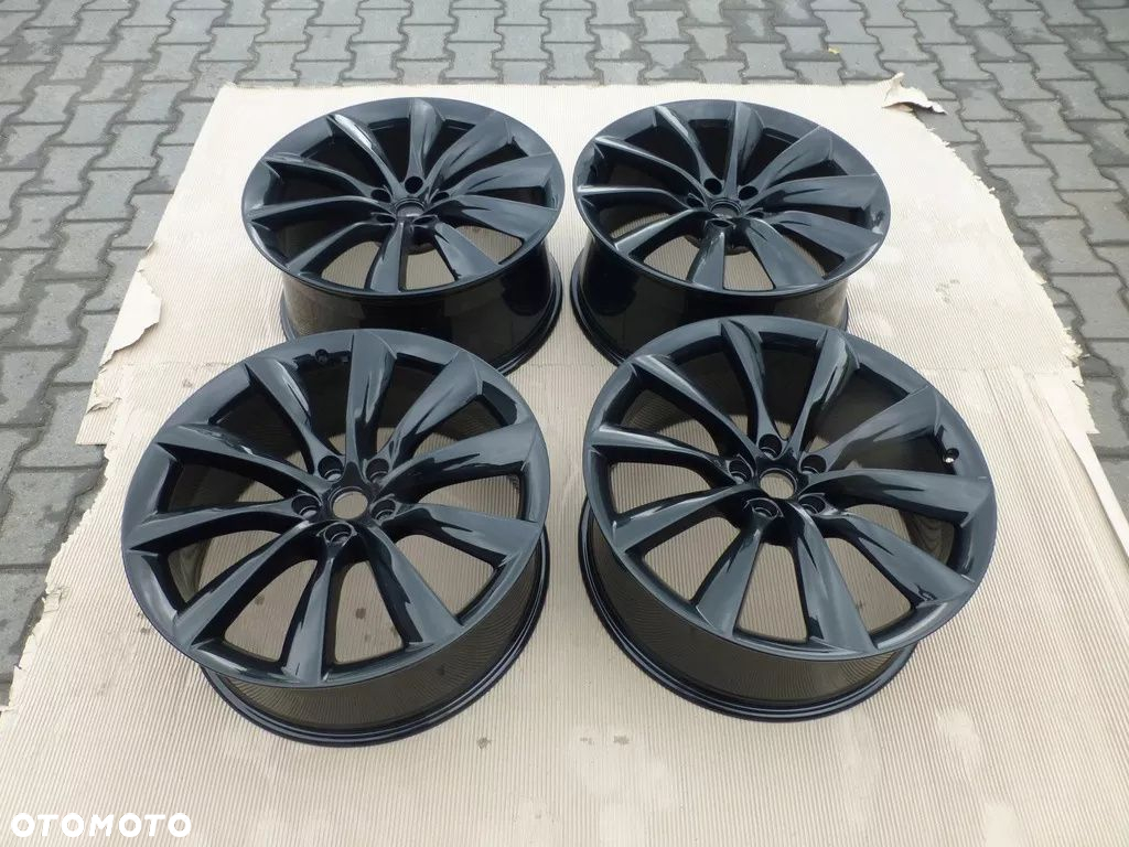 Tesla X 22'' Oryginalne, Czarny połysk - 2
