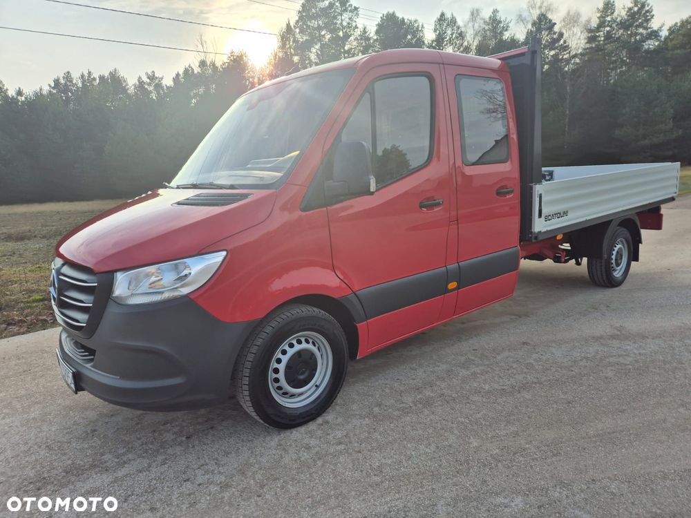 Mercedes-Benz Sprinter - 12