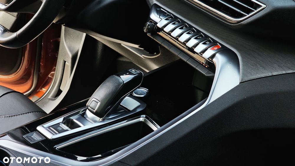 Peugeot 3008 BlueHDi 180 Stop & Start EAT6 GT - 26