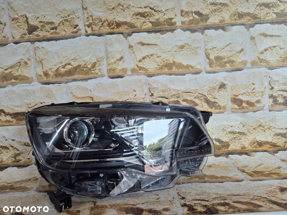 Reflektor Przód strona prawa Peugeot Partner III 90146218 rifter - 6