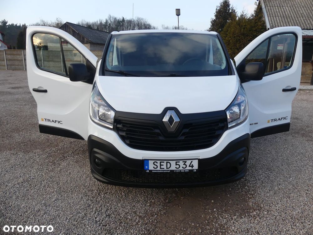 Renault TRAFIC - 24