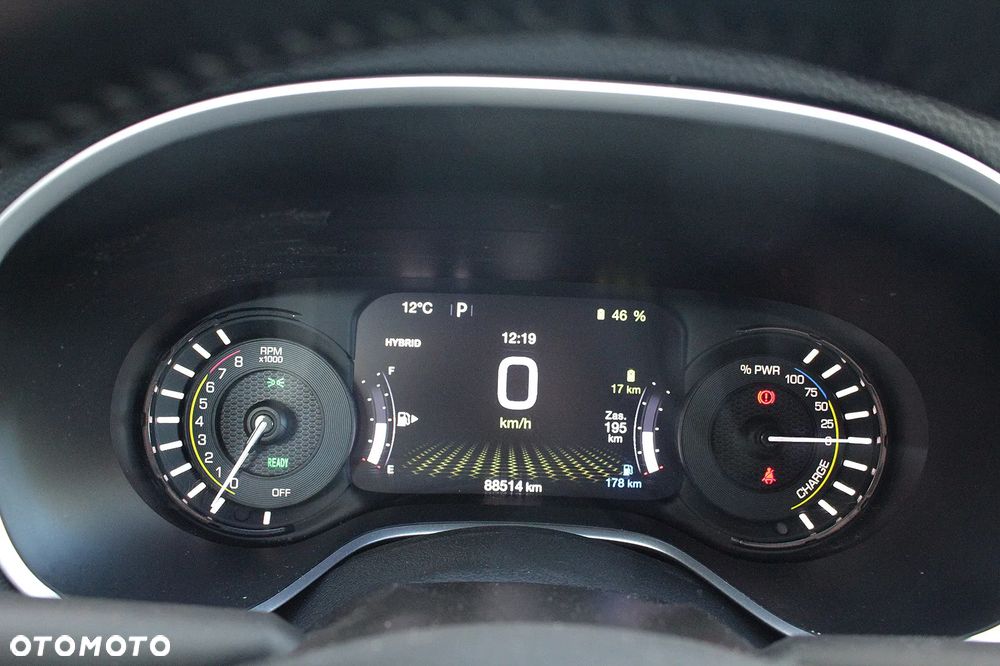 Jeep Compass - 25