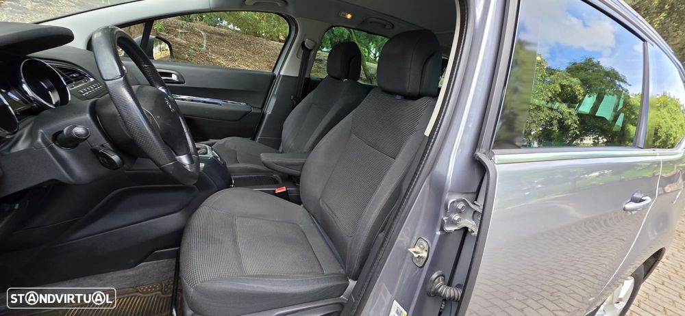 Peugeot 5008 1.6 BlueHDi Allure - 20