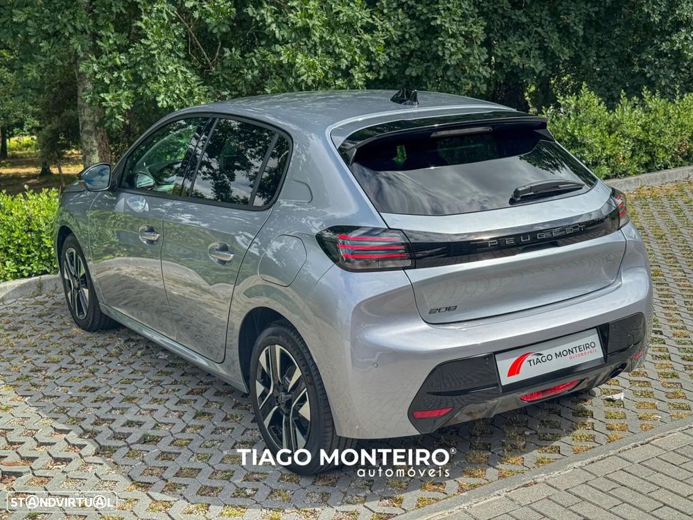 Peugeot 208 1.2 PureTech Allure - 43