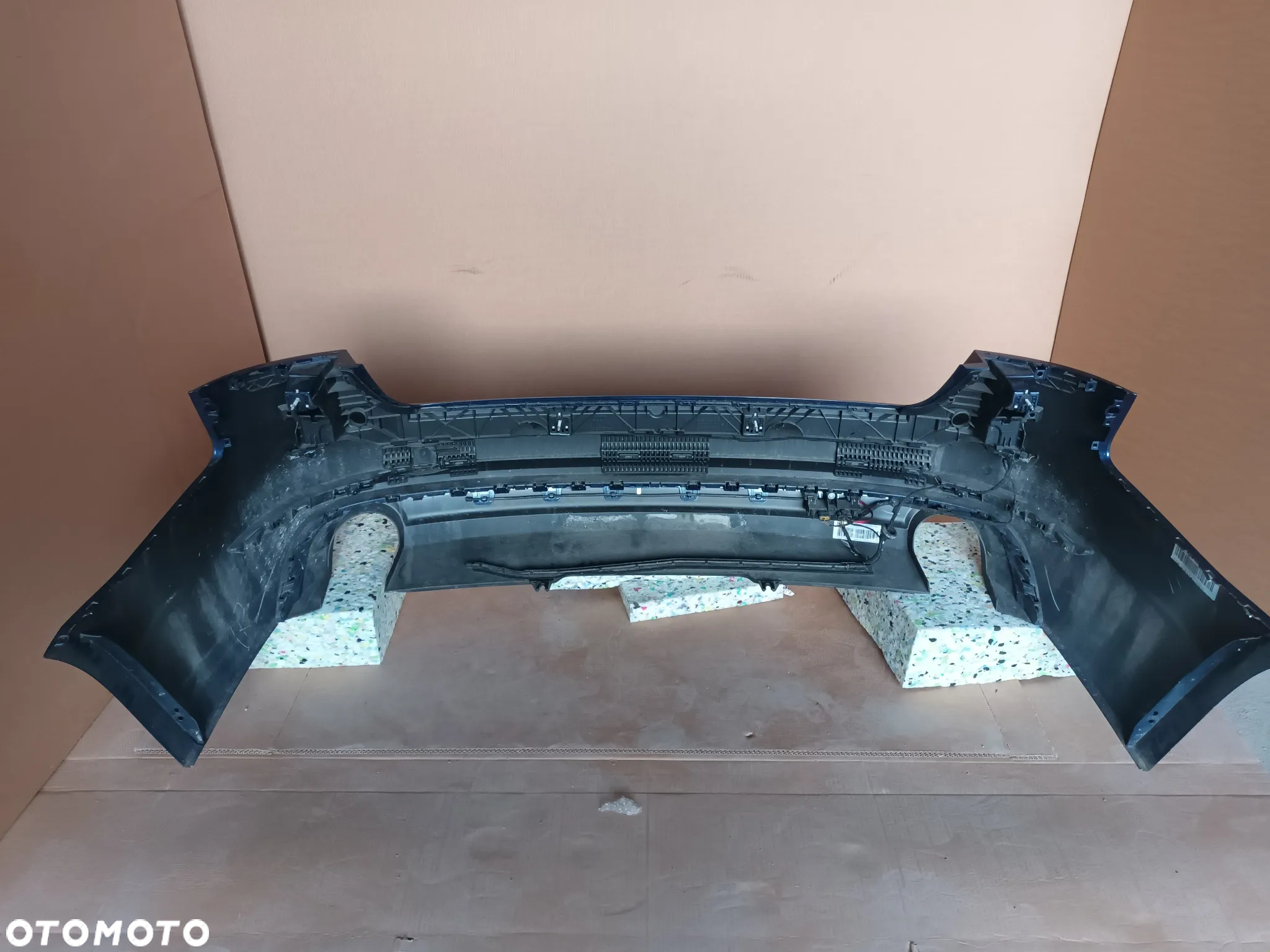 Audi sedan A4 B9 8W kompletny tył klapa lampy zderzak kolor LX5Q 2016 72km drzwi - 22