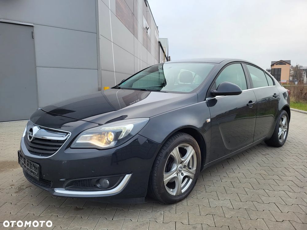 Opel Insignia - 1