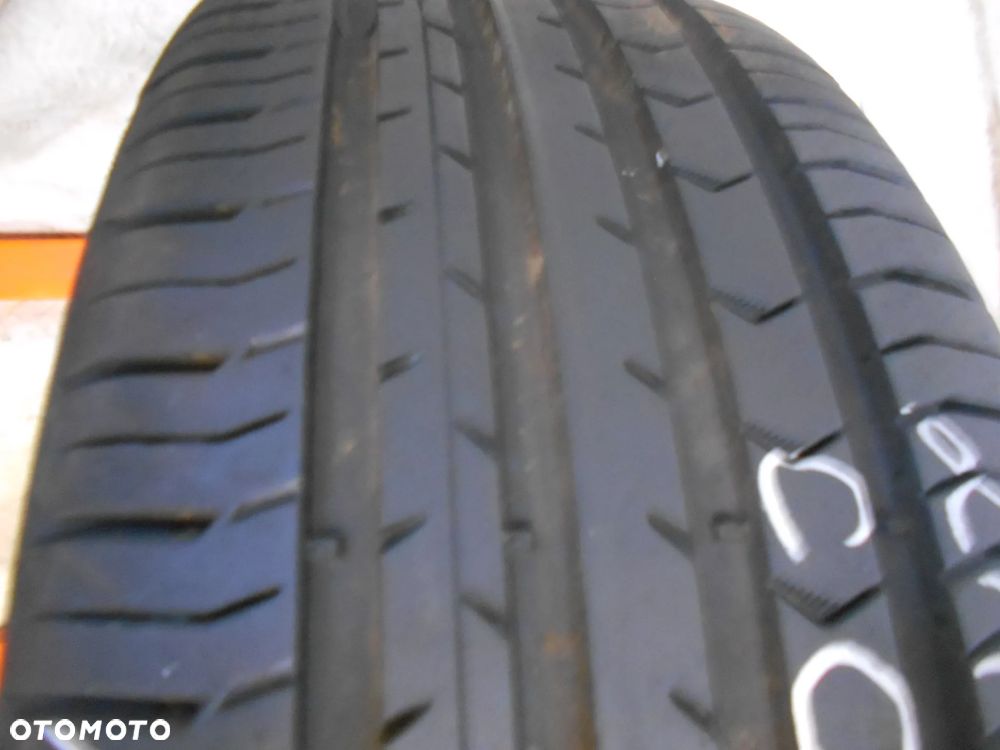 OPONA POJEDYNKA 215/55R17 CONTINENTAL CONTI PREMIUM CONTACT 5  DOT  1522 8MM - 2
