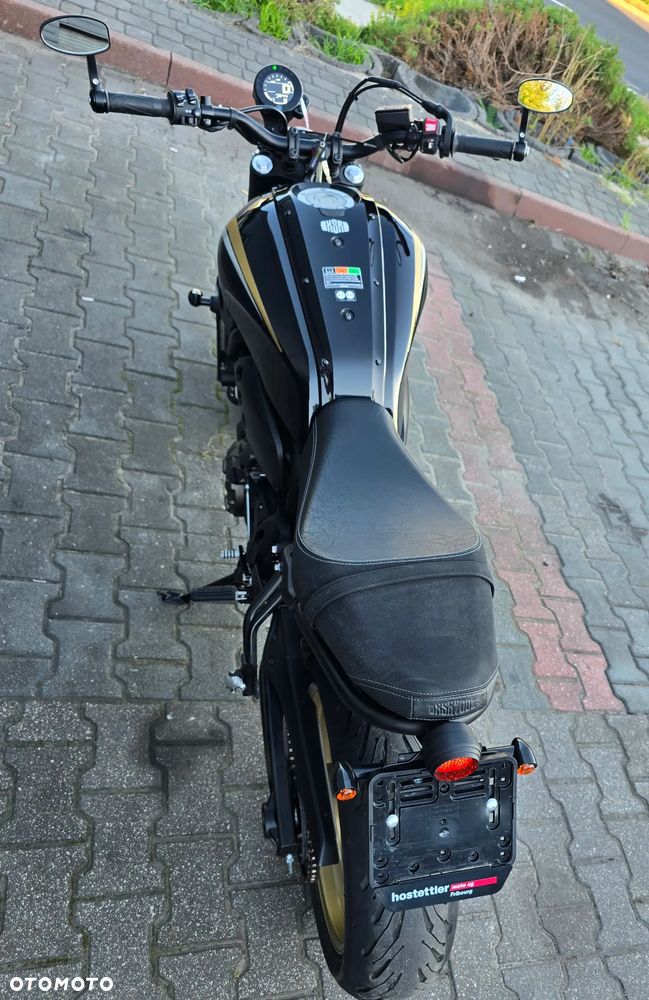 Yamaha XSR - 24