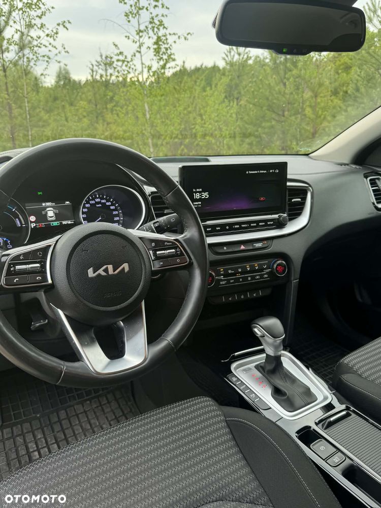 Kia XCeed - 11