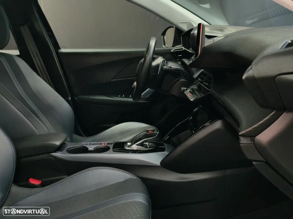 Peugeot 2008 1.5 BlueHDi Allure Pack EAT8 - 13