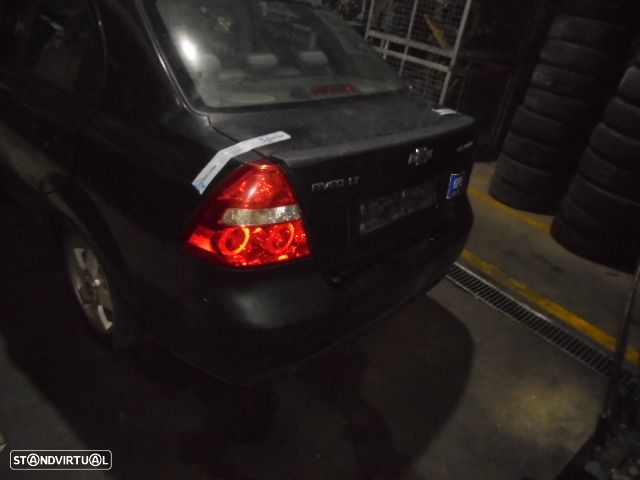 Carro MOT: F14D3 CXVEL: KO CHEVROLET AVEO 2006 1.4 94CV 4P PRETO GASOLINA - 2